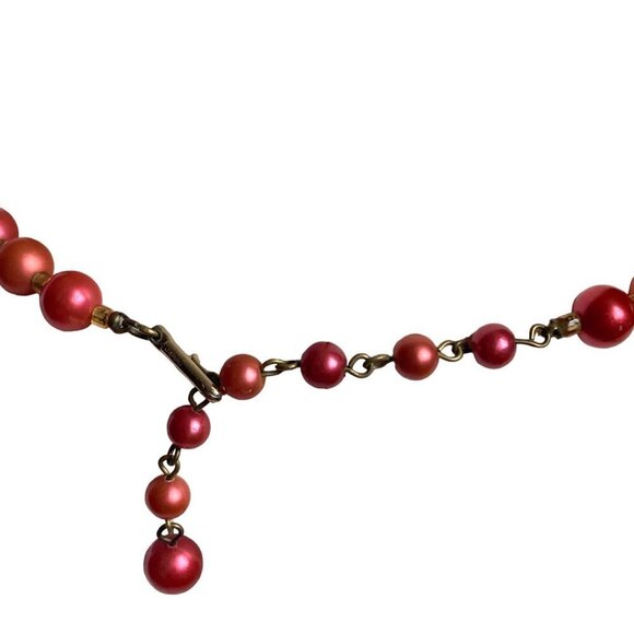 Vintage Pink Coral Beaded Necklace Graduated Metallic Beads Made in Japan - Picture 5 of 7